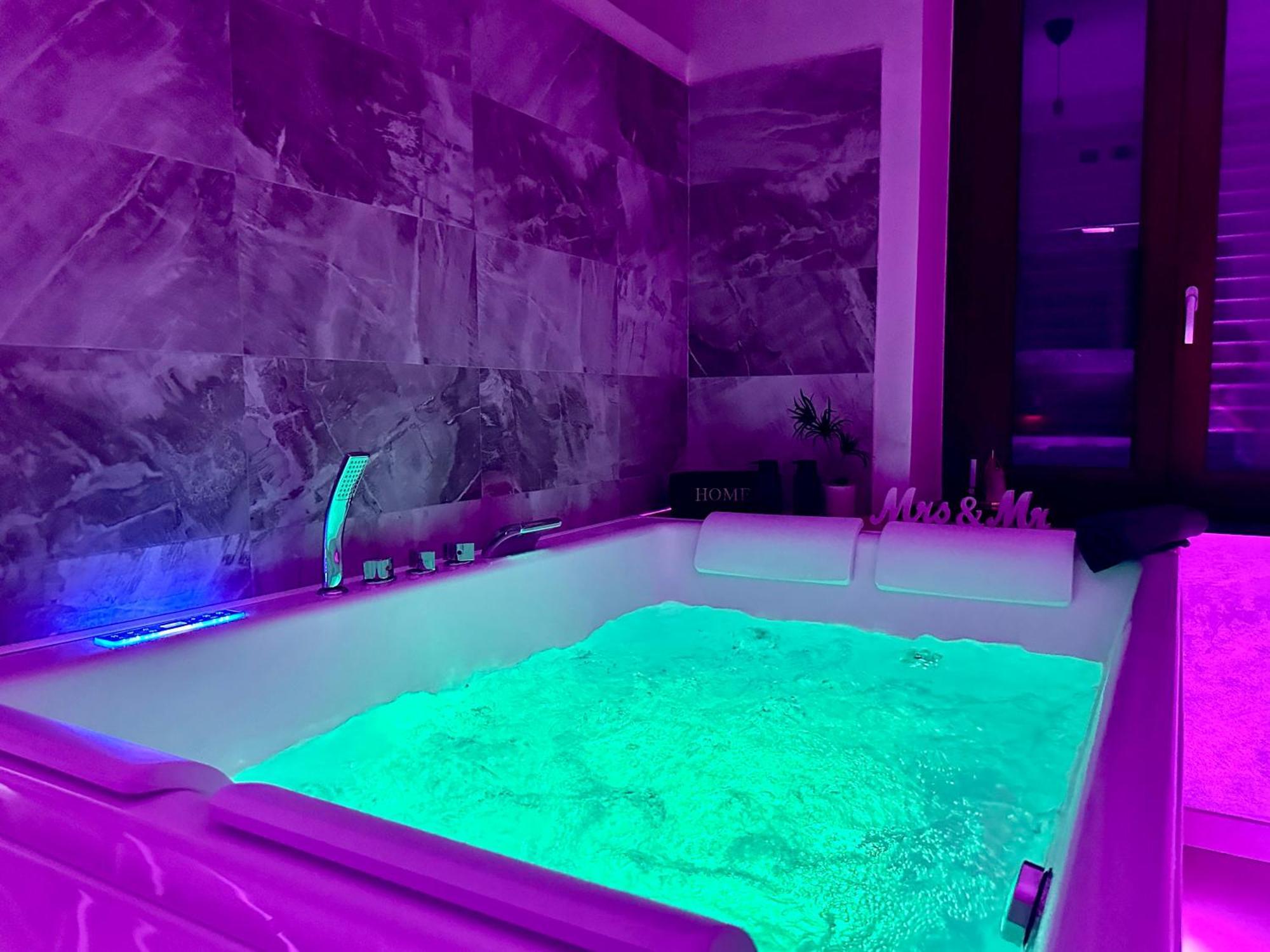 Appartamento In Villa Con Piscina Privata E Jacuzzi Ad Uso Esclusivo Rivarolo Canavese Zewnętrze zdjęcie